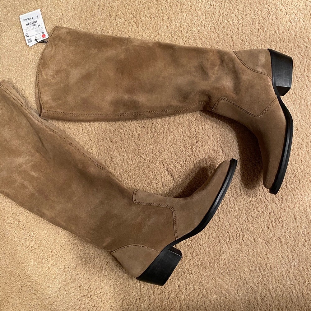 BNWT Zara knee high suede boots size 37